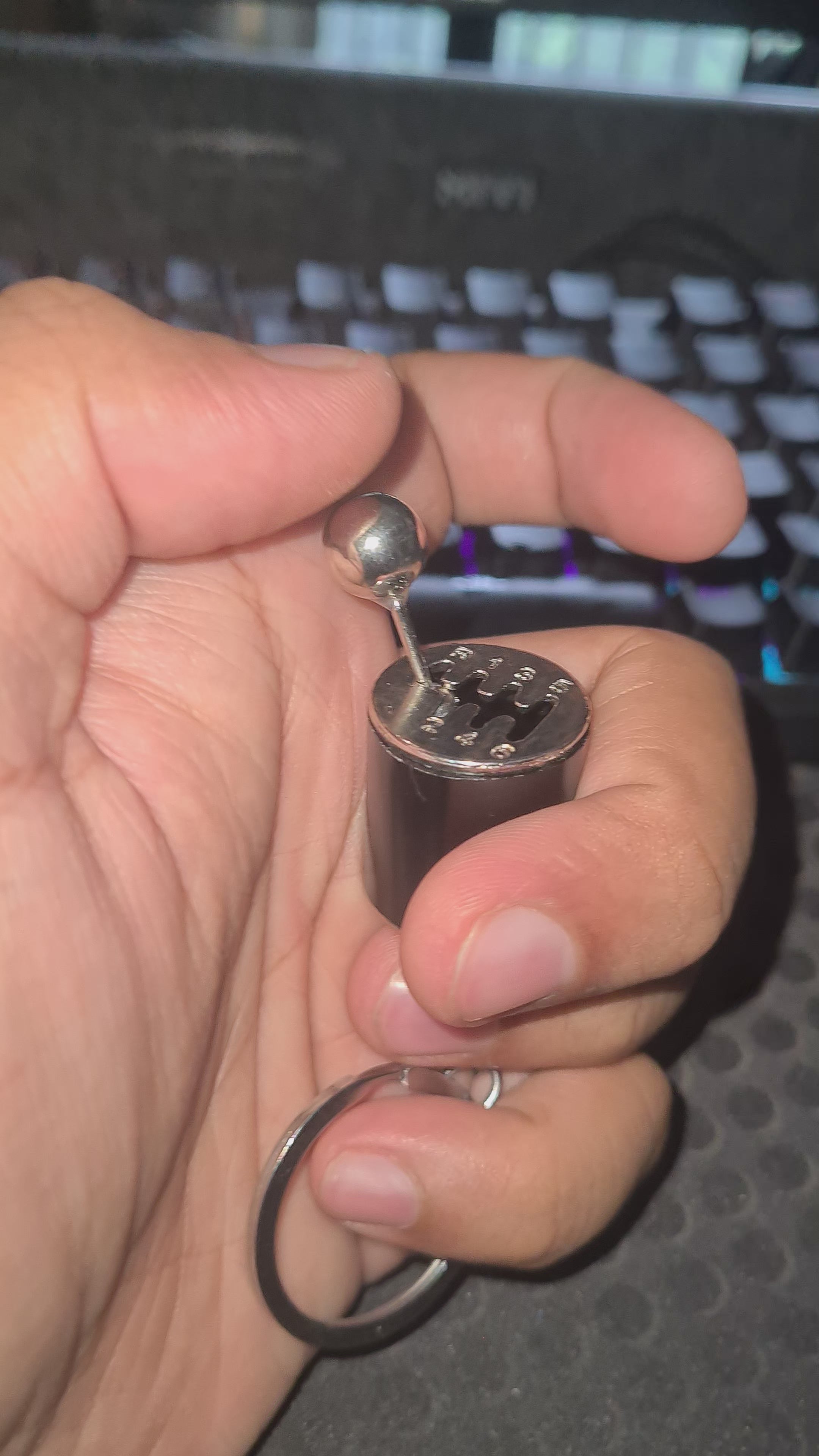 6-Speed Manual Gearbox Keychain ⚙️ | Functional Gear Shifter | Premium Metal Keychain