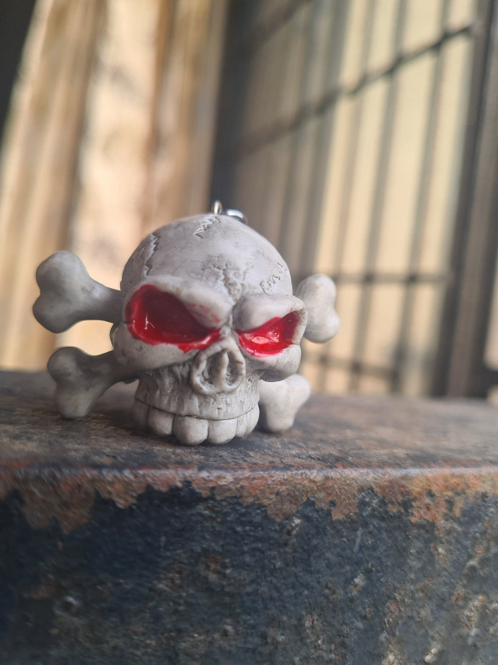 Jolly Rogue Skull Keychain ☠️ | Red-Eyed Crossbones | Premium Gothic Keychain