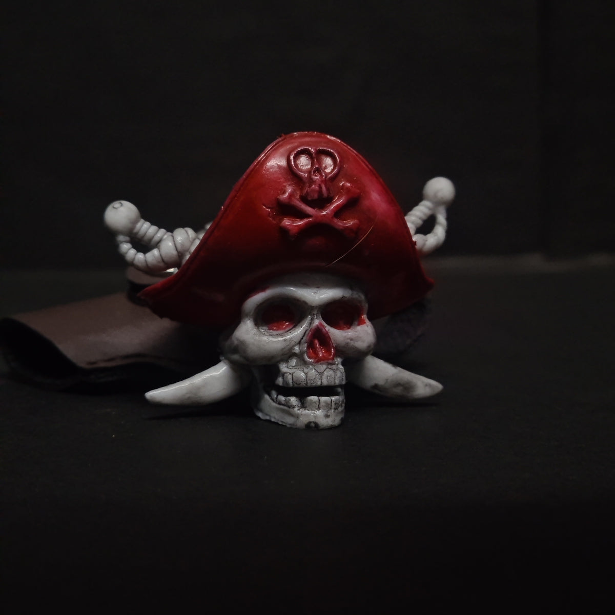 Pirate Skull Keychain ☠️🏴‍☠️ | Captain Skull | Premium Collectible Keychain
