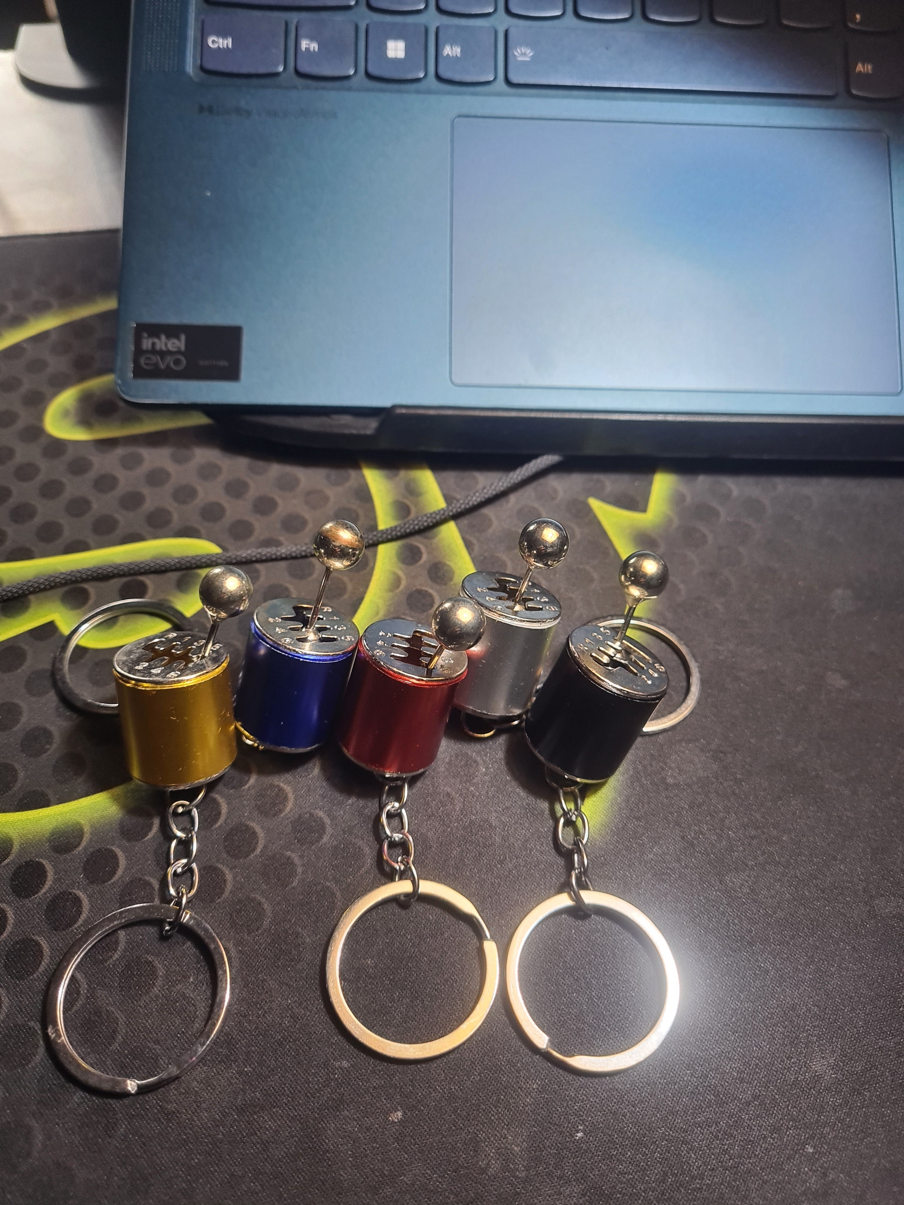 6-Speed Manual Gearbox Keychain ⚙️ | Functional Gear Shifter | Premium Metal Keychain